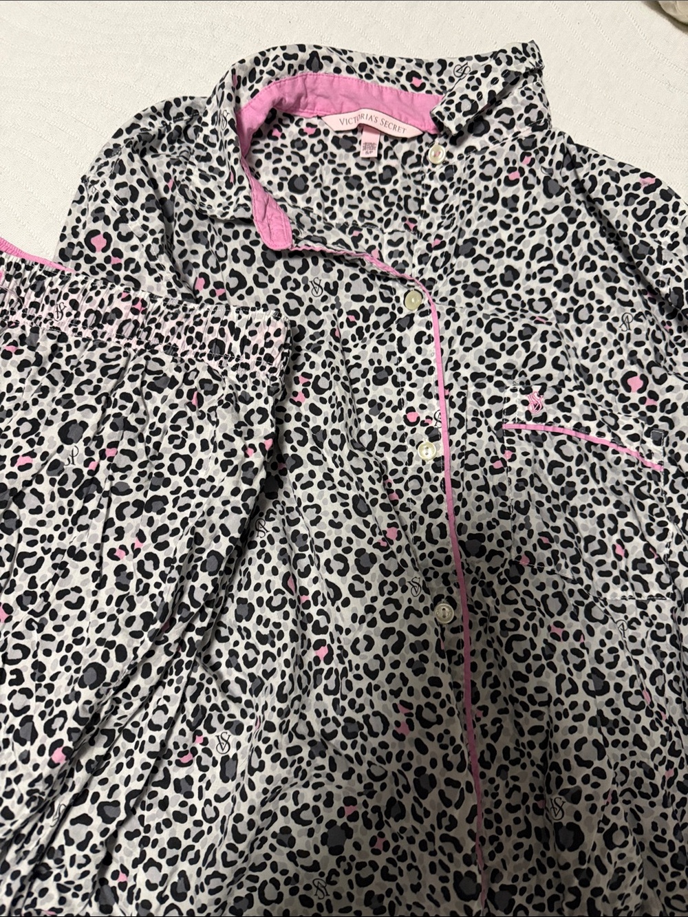 Victoria's Secret Gray & Pink Leopard Print Kids Pajama Set